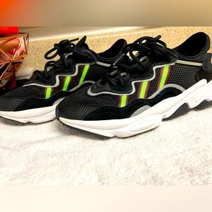 Adidas Ozweego Sneakers
